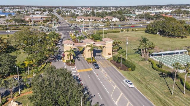 1906 CANTERBURY LANE 26, Sun City Center, FL 33573