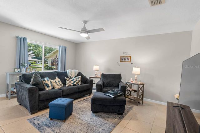 1906 CANTERBURY LANE 26, Sun City Center, FL 33573