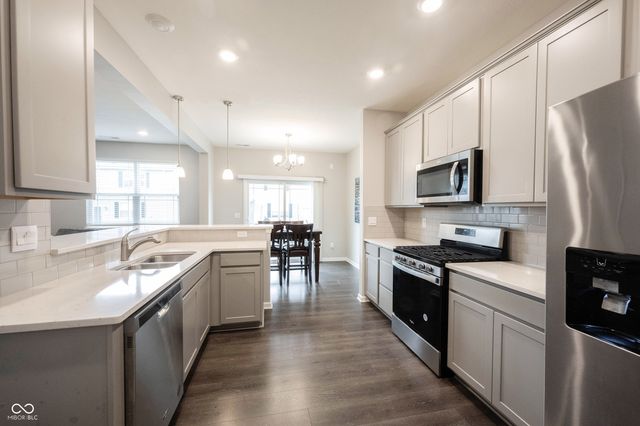 6389 Wasco Drive, Whitestown, IN 46075