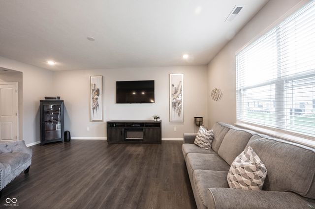 6389 Wasco Drive, Whitestown, IN 46075