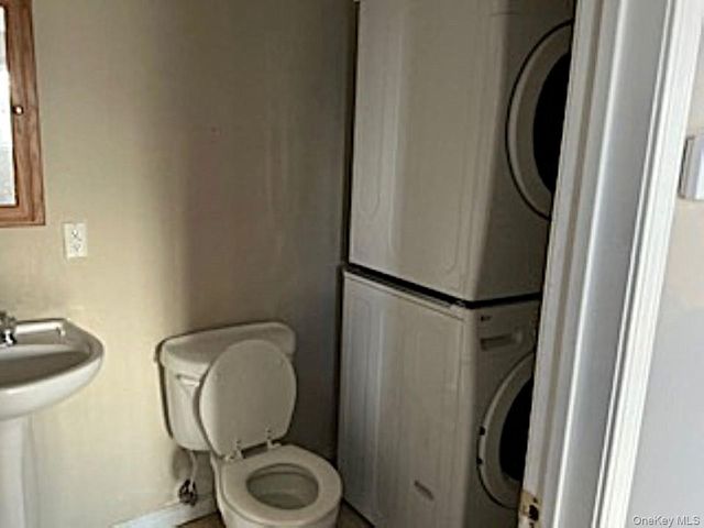 178 Pine Tree Road, Monroe, NY 10950