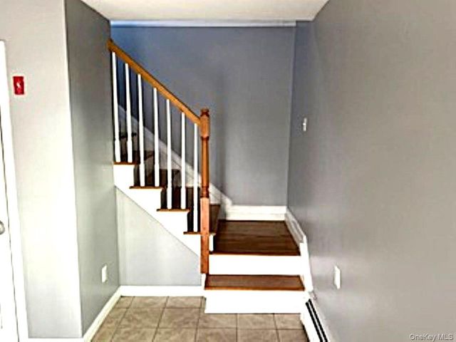 178 Pine Tree Road, Monroe, NY 10950