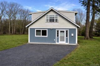 178 Pine Tree Road, Monroe, NY 10950