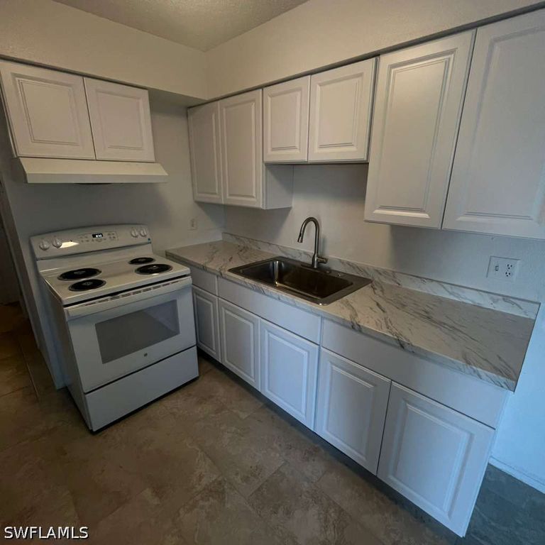 3708 Estelle AVE, Fort Myers, FL 33901