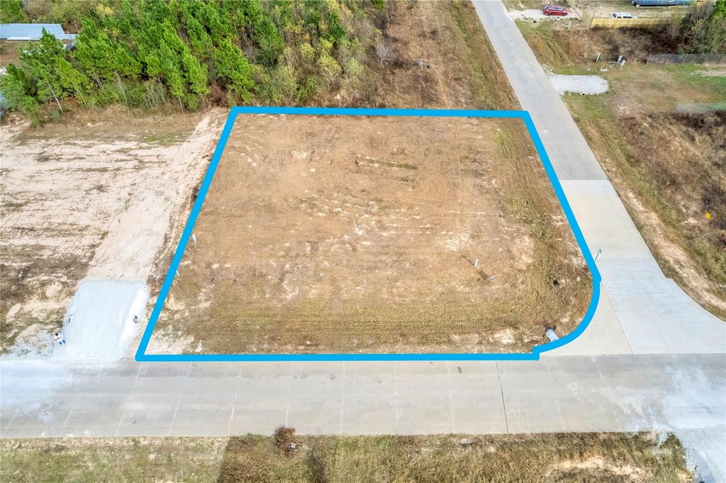 140 Road 5801, Cleveland, TX 77327