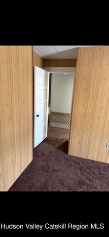 86 Ulster Avenue B, Saugerties, NY 12477