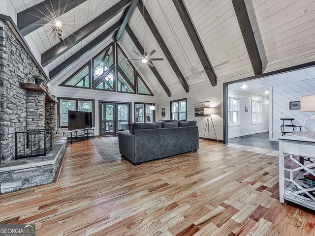 121 Cider House Lane, Blue Ridge, GA 30513