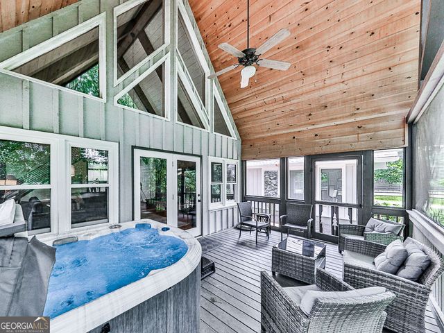 121 Cider House Lane, Blue Ridge, GA 30513
