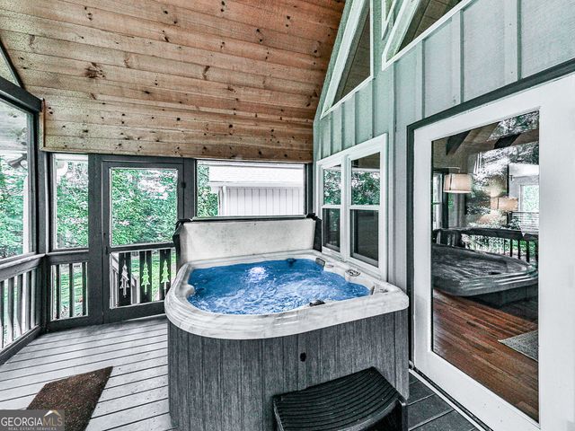 121 Cider House Lane, Blue Ridge, GA 30513