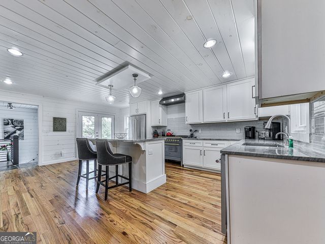 121 Cider House Lane, Blue Ridge, GA 30513