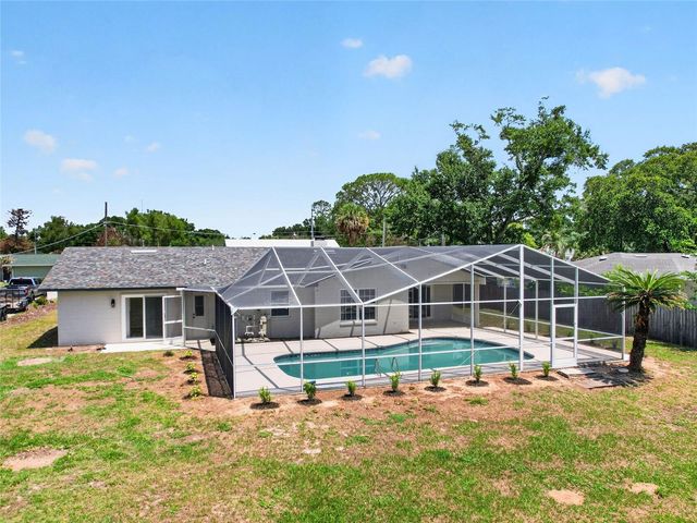 4 GROVE COURT SE, Winter Haven, FL 33884