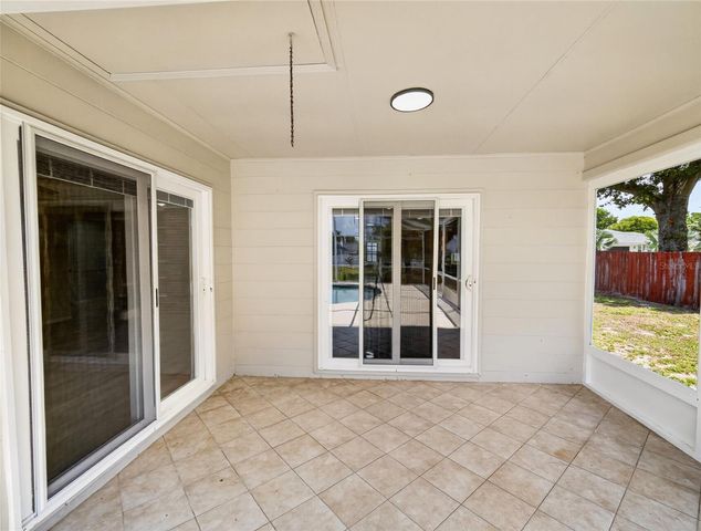4 GROVE COURT SE, Winter Haven, FL 33884