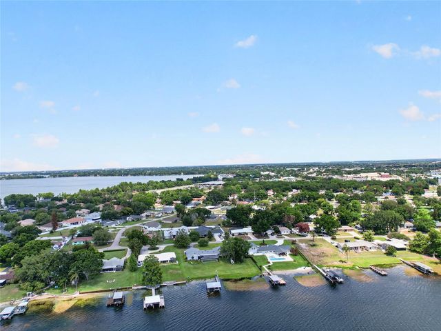 4 GROVE COURT SE, Winter Haven, FL 33884