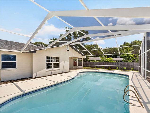 4 GROVE COURT SE, Winter Haven, FL 33884