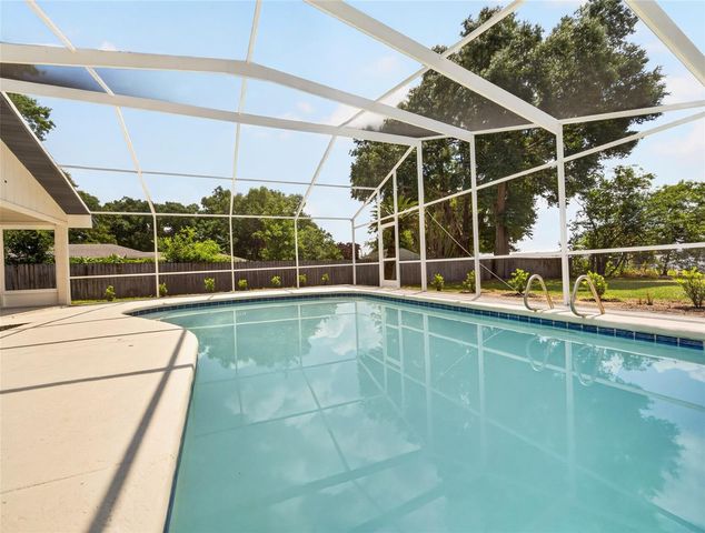 4 GROVE COURT SE, Winter Haven, FL 33884