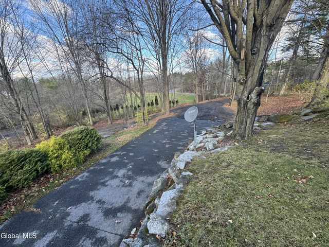 241 Dean Road, Kingsbury, NY 12839