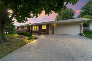 220 22nd Street, Ames, IA 50010