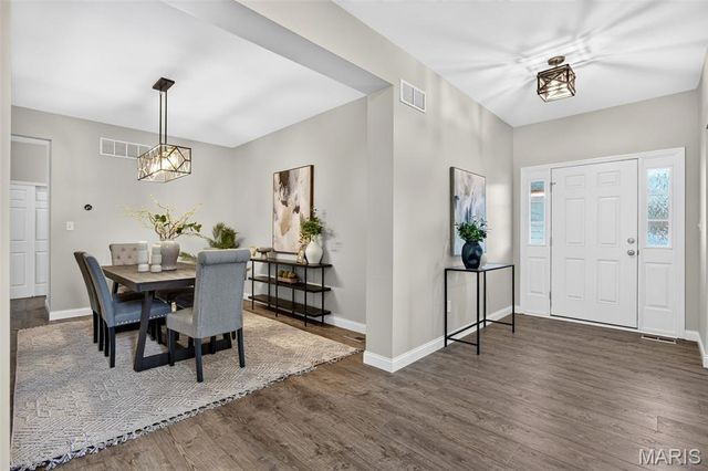 905 Harvestwynd Court, Lake St Louis, MO 63367