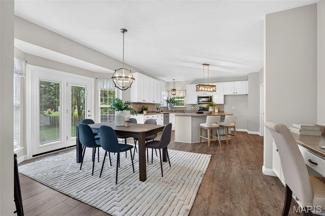 905 Harvestwynd Court, Lake St Louis, MO 63367