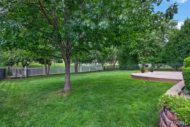 905 Harvestwynd Court, Lake St Louis, MO 63367