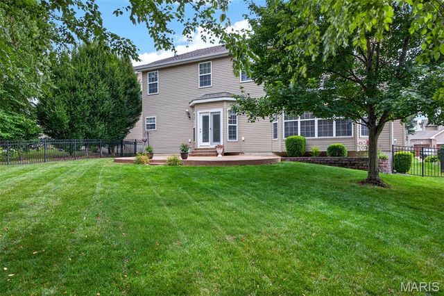 905 Harvestwynd Court, Lake St Louis, MO 63367