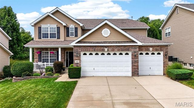 905 Harvestwynd Court, Lake St Louis, MO 63367