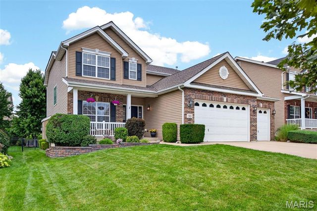 905 Harvestwynd Court, Lake St Louis, MO 63367