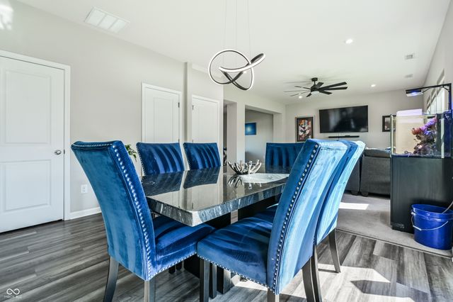 9731 Violet Circle, Indianapolis, IN 46239