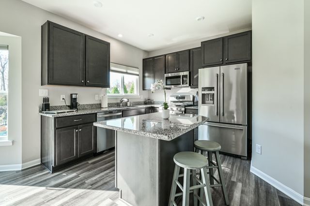 9731 Violet Circle, Indianapolis, IN 46239