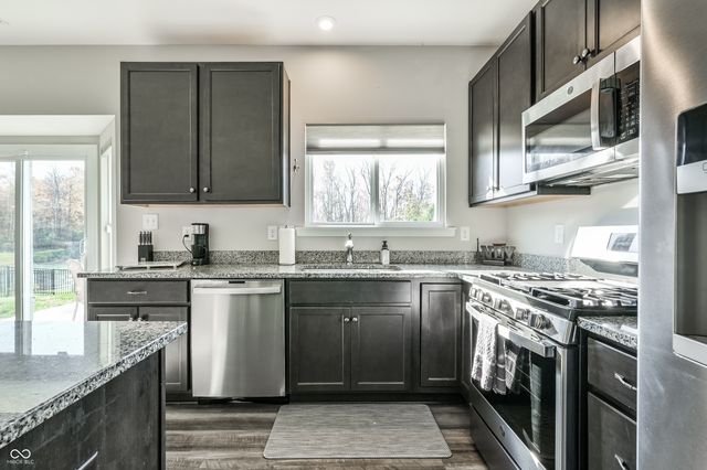 9731 Violet Circle, Indianapolis, IN 46239