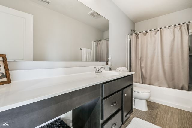 9731 Violet Circle, Indianapolis, IN 46239