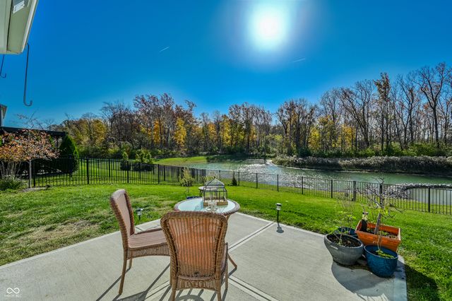 9731 Violet Circle, Indianapolis, IN 46239