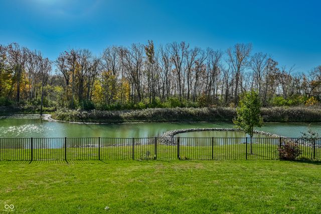 9731 Violet Circle, Indianapolis, IN 46239