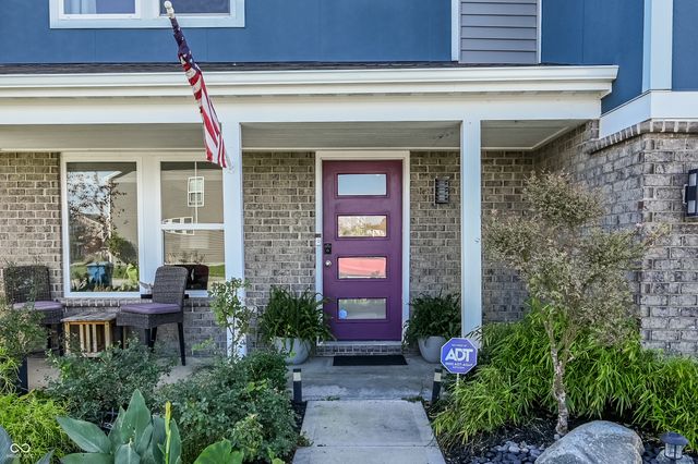 9731 Violet Circle, Indianapolis, IN 46239