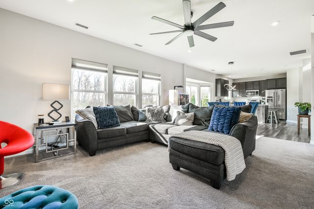 9731 Violet Circle, Indianapolis, IN 46239