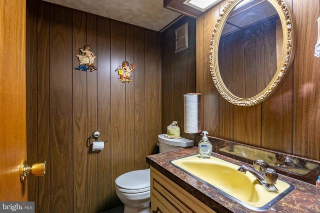 302 E 4TH ST, Bernville, PA 19506