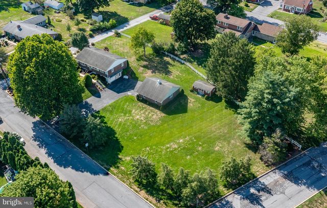 302 E 4TH ST, Bernville, PA 19506