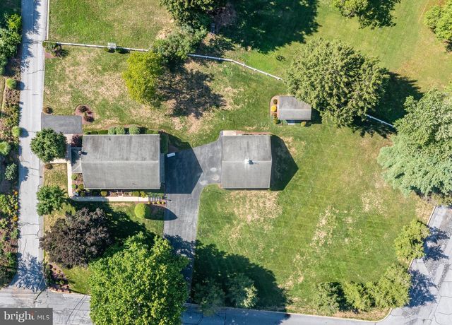 302 E 4TH ST, Bernville, PA 19506