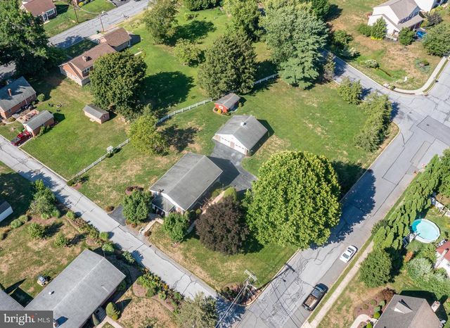 302 E 4TH ST, Bernville, PA 19506