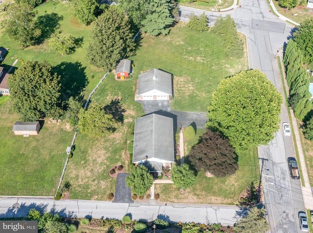 302 E 4TH ST, Bernville, PA 19506