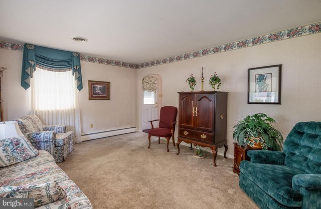 302 E 4TH ST, Bernville, PA 19506