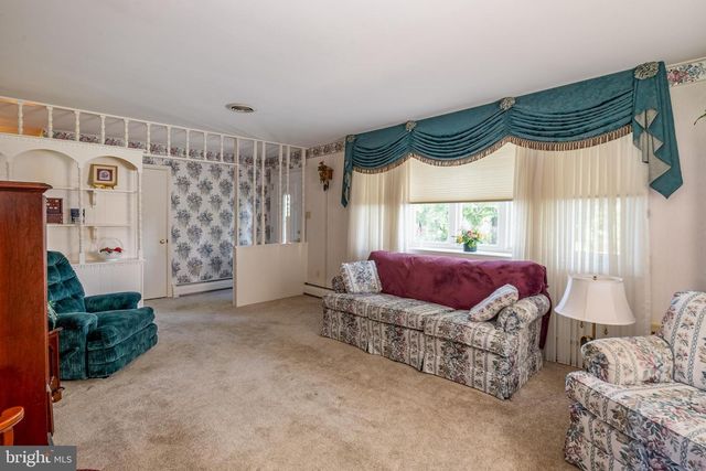 302 E 4TH ST, Bernville, PA 19506