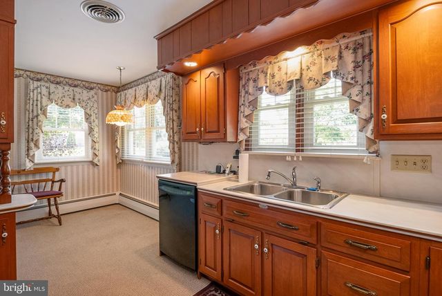 302 E 4TH ST, Bernville, PA 19506