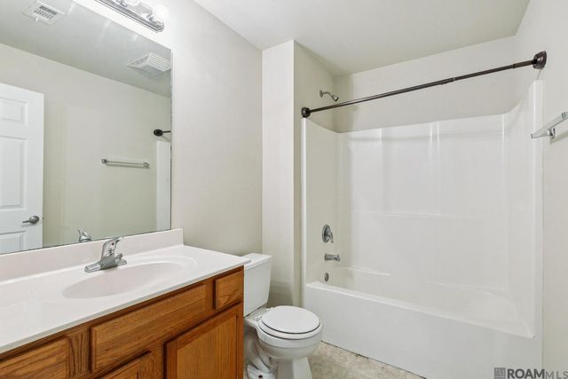 26407 Millstone Dr, Denham Springs, LA 70726