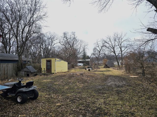 4730 NE 33rd Court, Des Moines, IA 50317