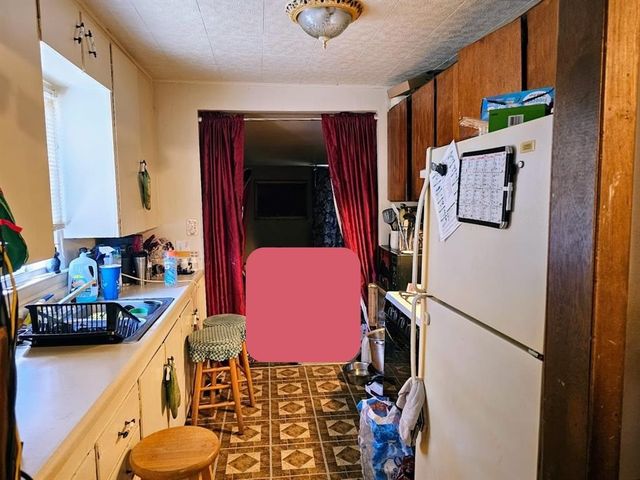 4730 NE 33rd Court, Des Moines, IA 50317