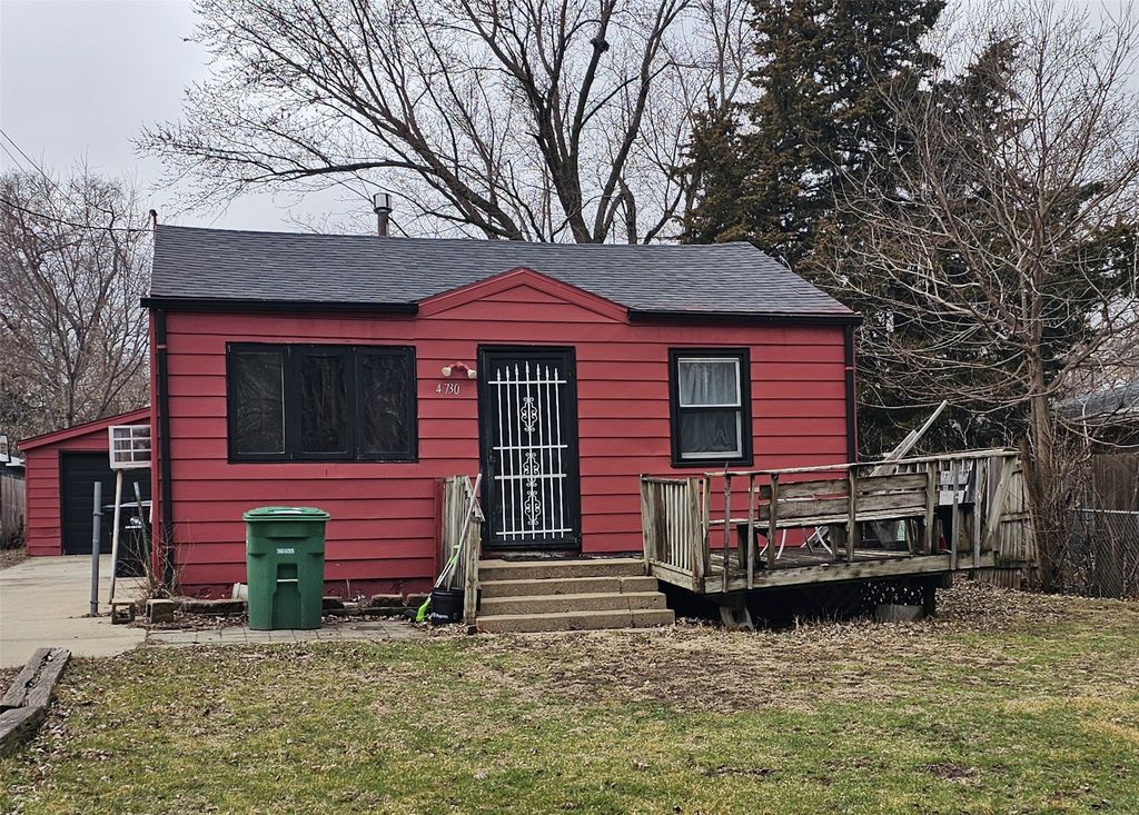 4730 NE 33rd Court, Des Moines, IA 50317