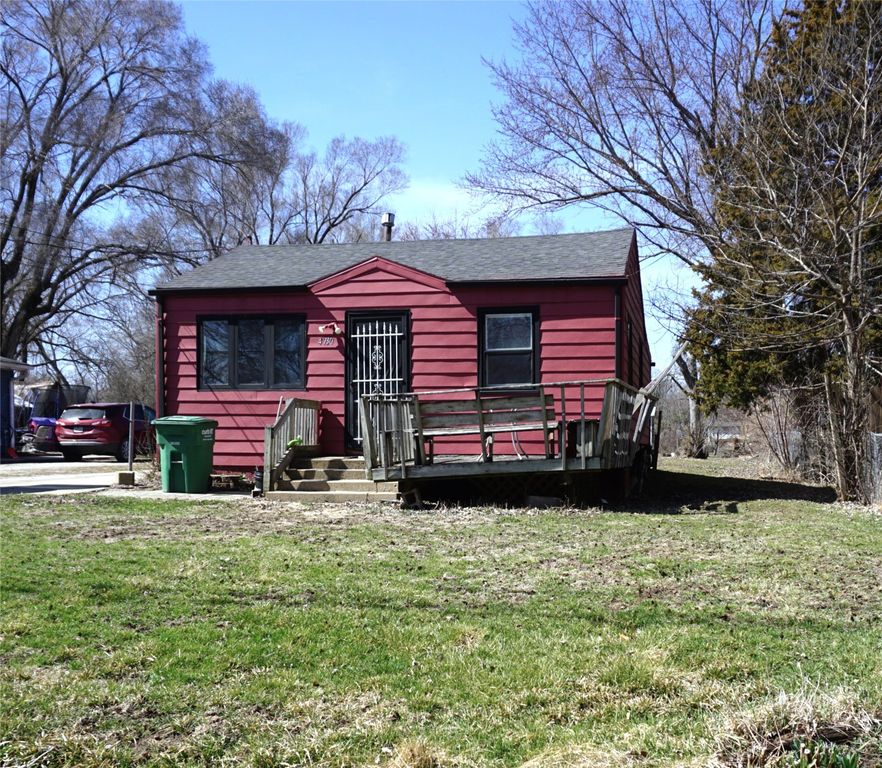 4730 NE 33rd Court, Des Moines, IA 50317