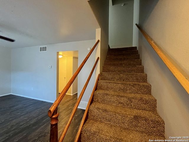 2802 Lasses Blvd Apt 1, San Antonio, TX 78223