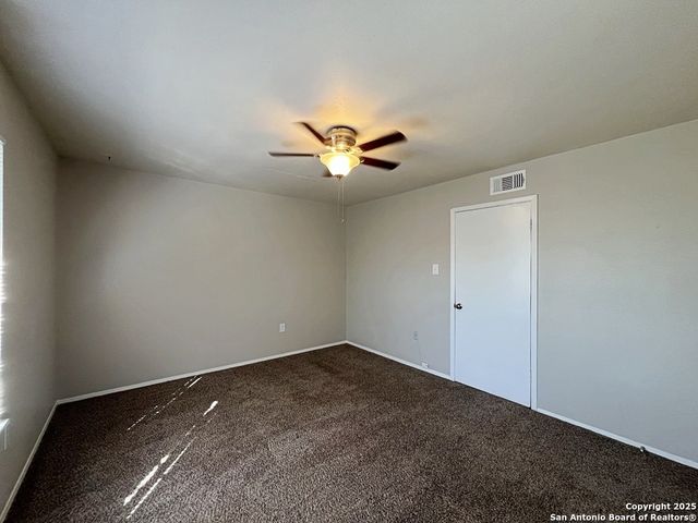 2802 Lasses Blvd Apt 1, San Antonio, TX 78223